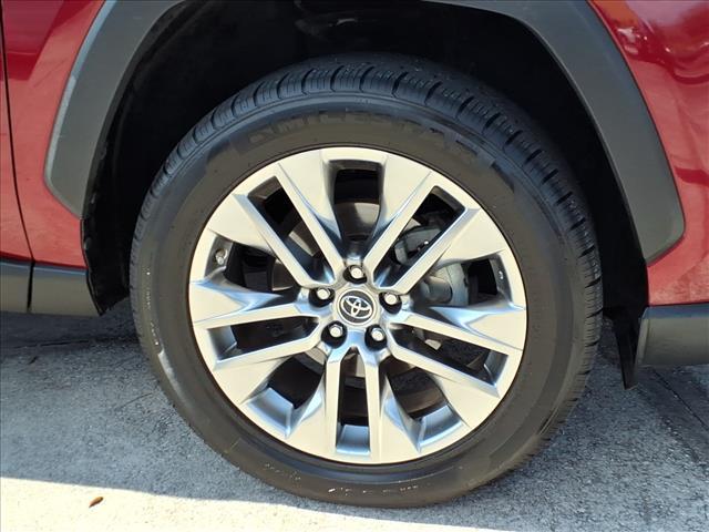 used 2019 Toyota RAV4 car, priced at $25,515