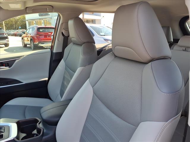 used 2019 Toyota RAV4 car, priced at $25,515