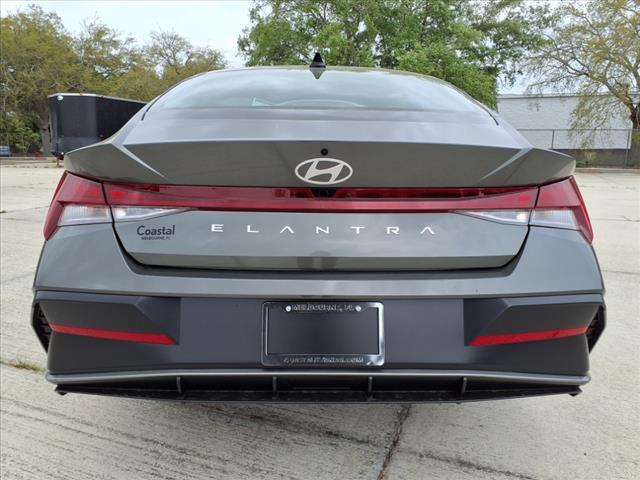 new 2025 Hyundai Elantra car, priced at $25,906