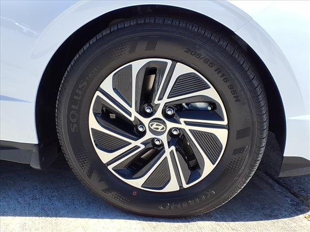 new 2026 Hyundai Sonata Hybrid car, priced at $30,865