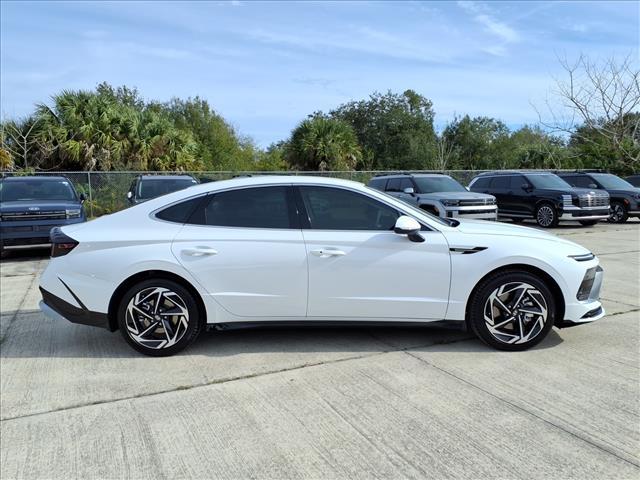 new 2026 Hyundai Sonata car, priced at $30,679