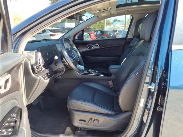 used 2023 Kia Sportage Hybrid car, priced at $25,555