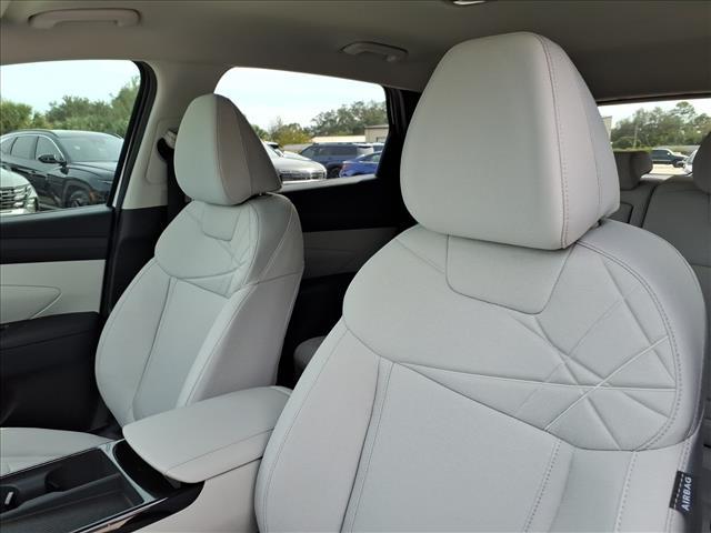 new 2026 Hyundai TUCSON Hybrid car, priced at $35,956