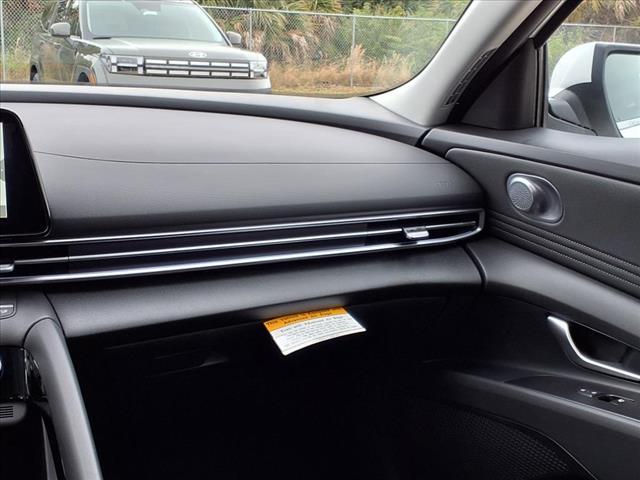 new 2025 Hyundai Elantra car, priced at $25,634