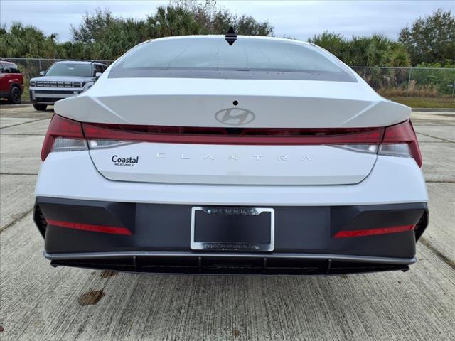 new 2025 Hyundai Elantra car, priced at $25,634