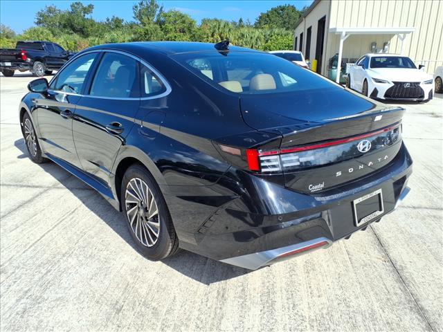 new 2025 Hyundai Sonata Hybrid car, priced at $37,506