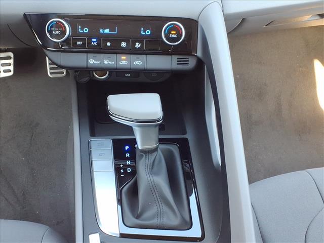 new 2026 Hyundai Elantra car