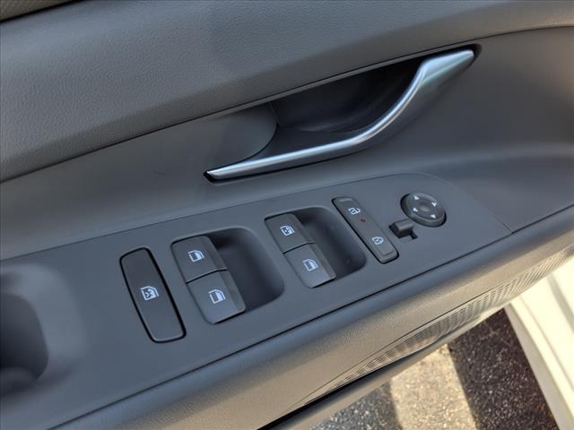 new 2025 Hyundai ELANTRA HEV car, priced at $28,253