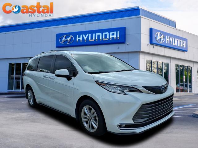 used 2022 Toyota Sienna car, priced at $43,995