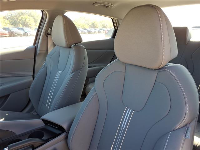 new 2026 Hyundai Elantra car