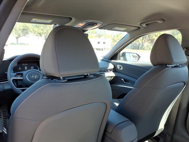 new 2026 Hyundai Elantra car