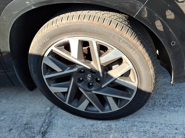 used 2023 Hyundai Santa Fe car, priced at $26,985