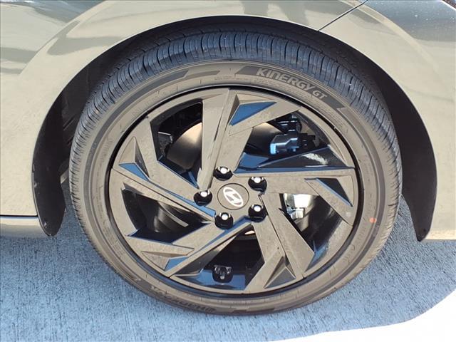 new 2026 Hyundai Elantra car, priced at $25,932