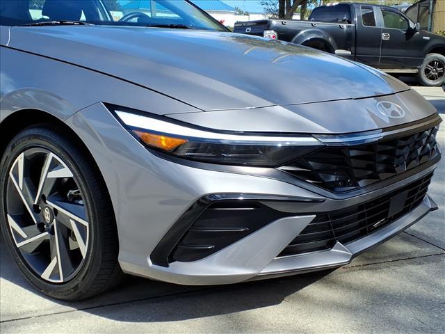 new 2025 Hyundai Elantra car, priced at $25,902