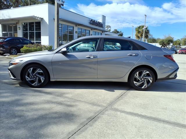 new 2025 Hyundai Elantra car, priced at $25,902