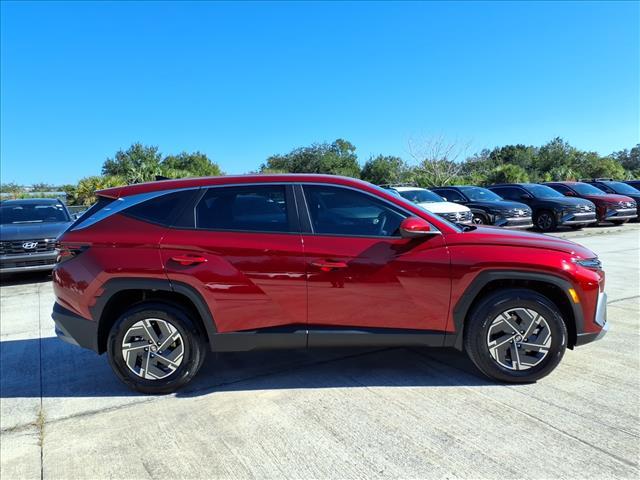 new 2026 Hyundai TUCSON Hybrid car, priced at $34,418
