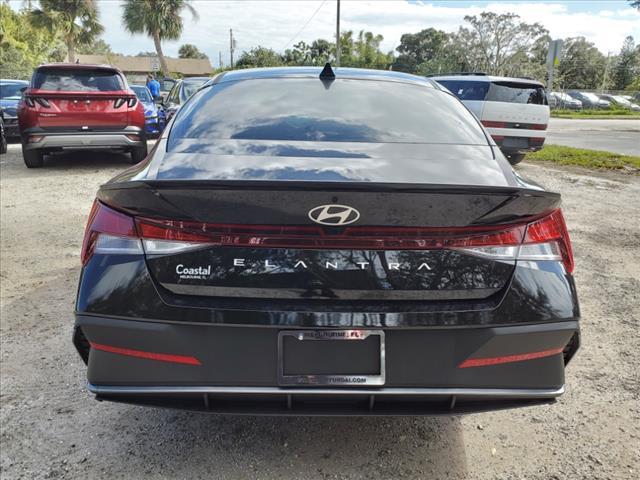 new 2025 Hyundai Elantra car, priced at $23,432