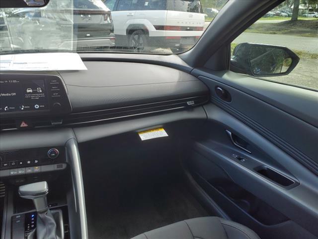 new 2025 Hyundai Elantra car, priced at $23,432