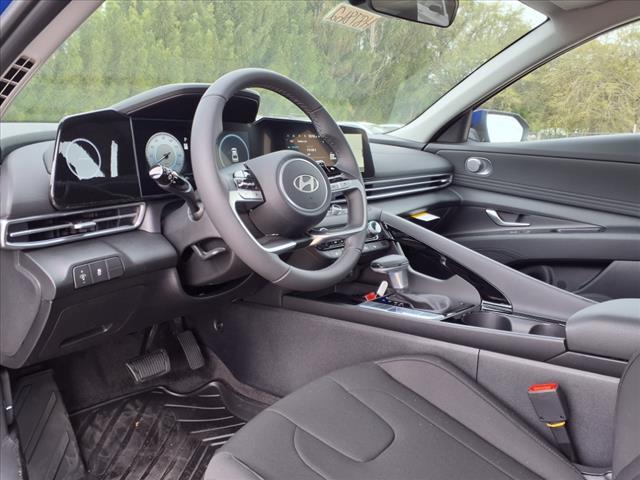 new 2025 Hyundai Elantra car, priced at $26,078