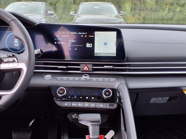 new 2025 Hyundai Elantra car, priced at $26,078