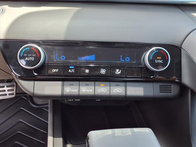 new 2025 Hyundai Elantra car, priced at $24,325