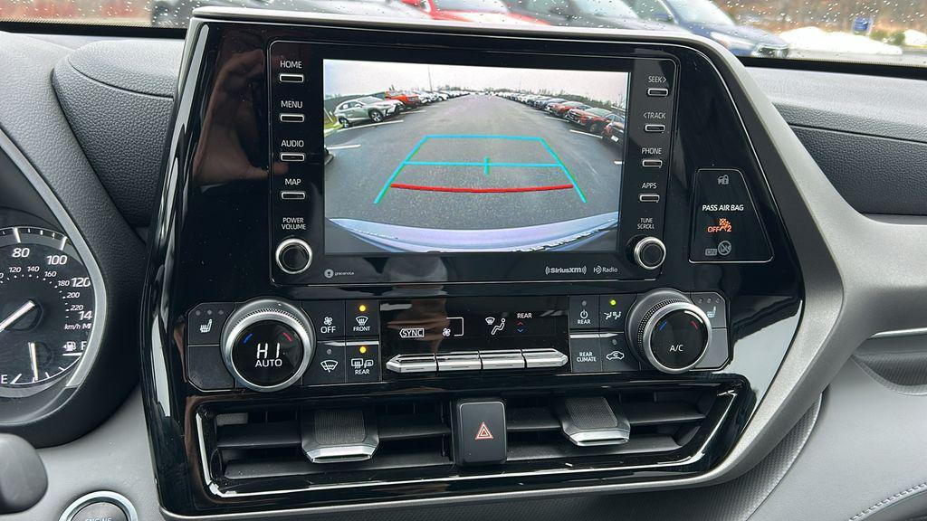 used 2020 Toyota Highlander car, priced at $27,990