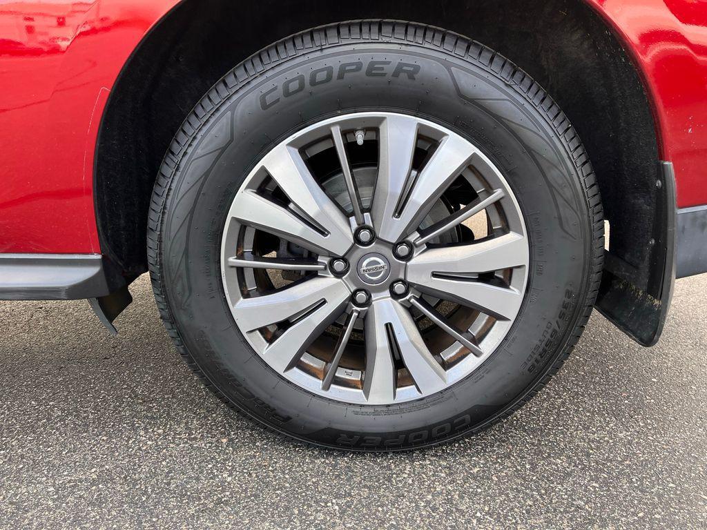 used 2019 Nissan Pathfinder car