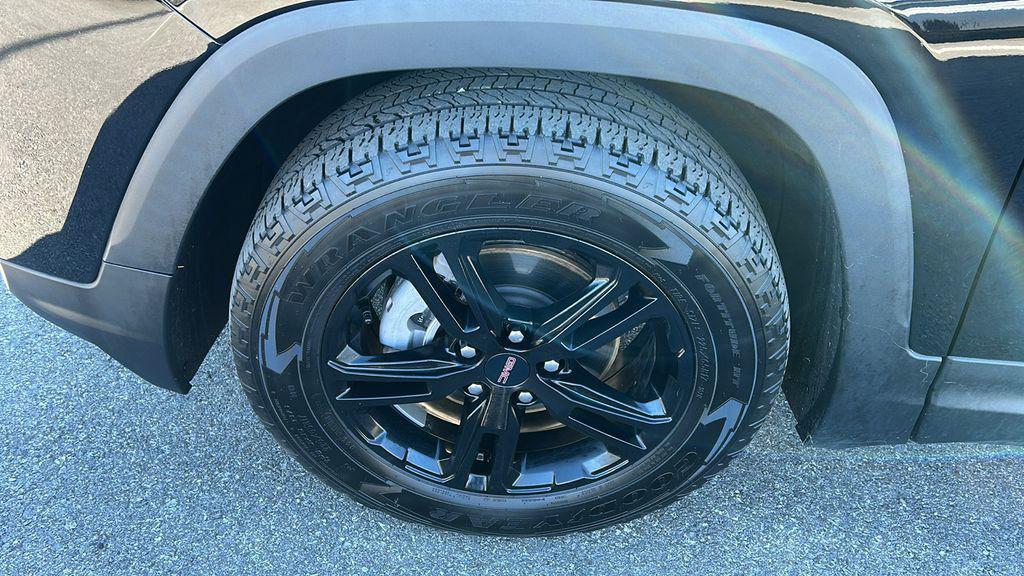 used 2022 GMC Terrain car, priced at $22,753
