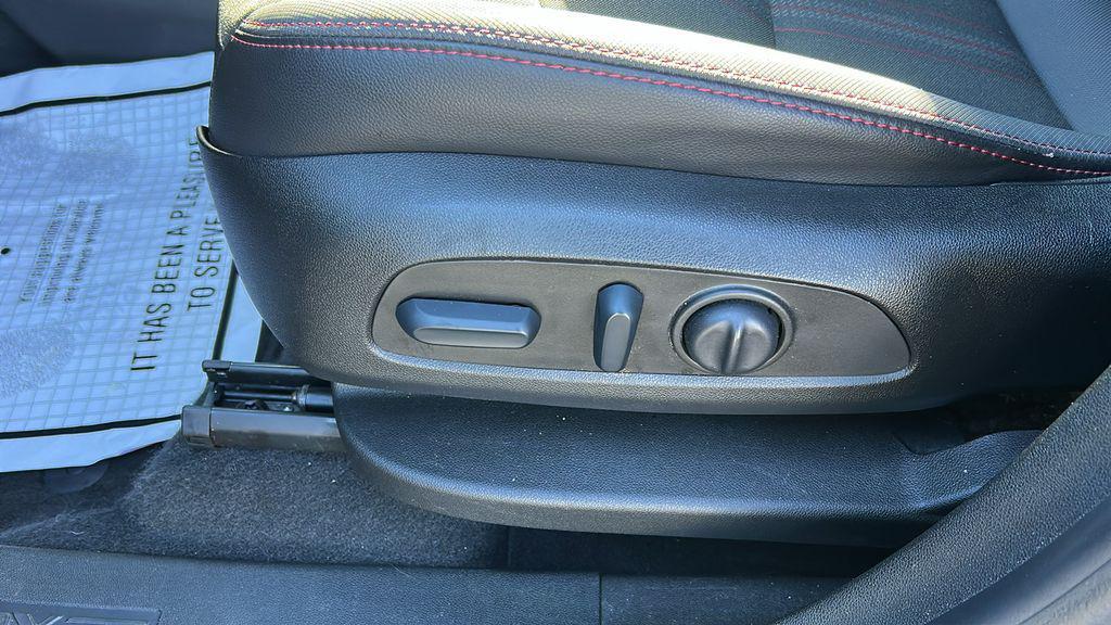 used 2022 Chevrolet Equinox car, priced at $20,899