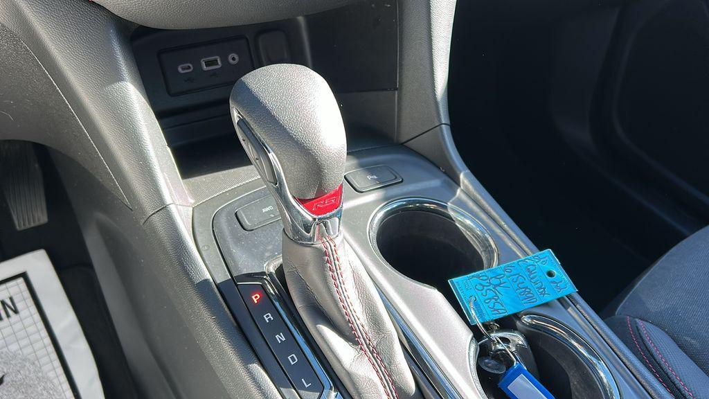 used 2022 Chevrolet Equinox car, priced at $20,899