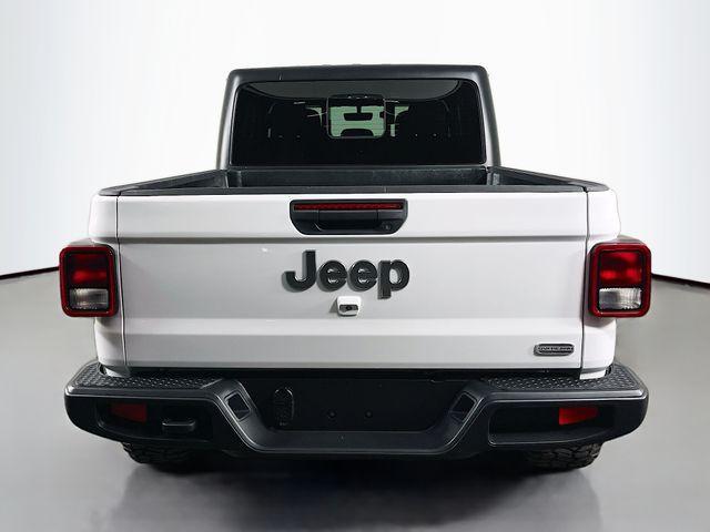 used 2023 Jeep Gladiator car, priced at $30,998