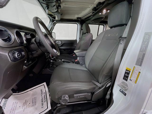 used 2023 Jeep Gladiator car, priced at $30,998