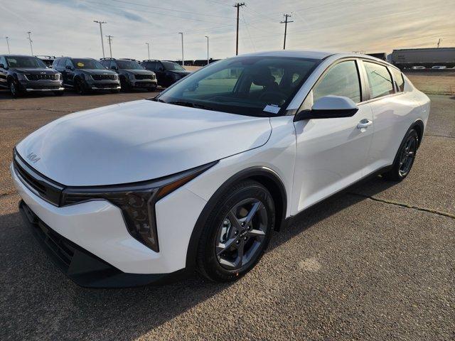new 2025 Kia K4 car, priced at $23,000