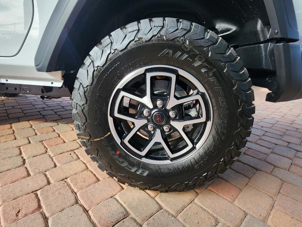 new 2026 Jeep Wrangler car, priced at $39,600