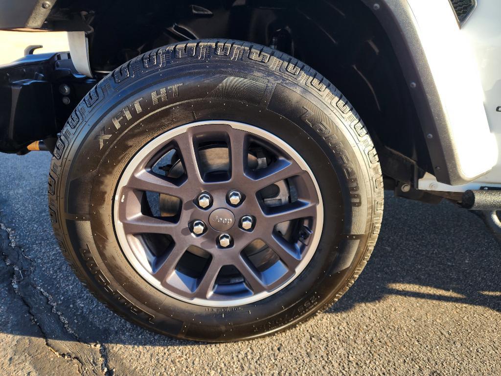 used 2023 Jeep Gladiator car, priced at $31,338