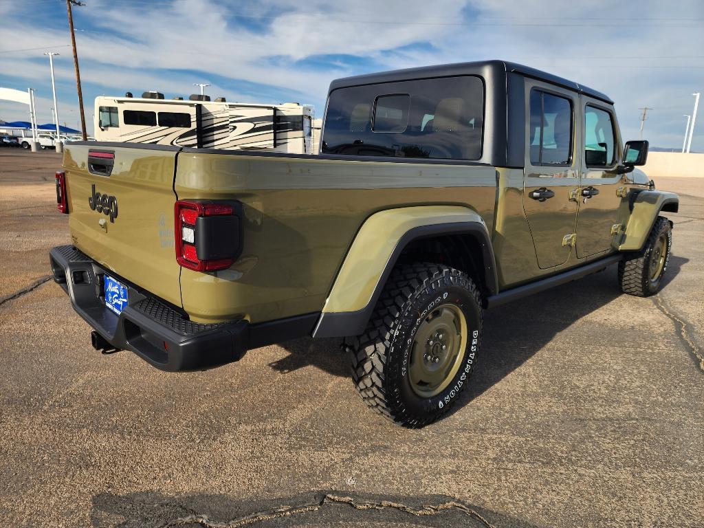 new 2026 Jeep Gladiator car, priced at $47,382