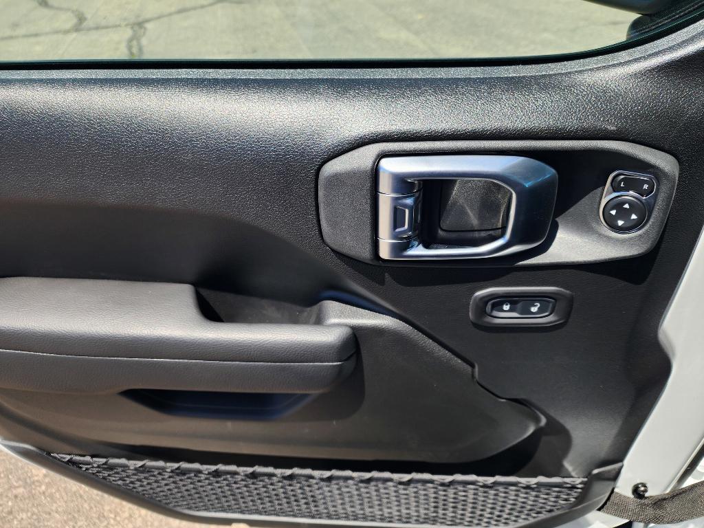 new 2026 Jeep Gladiator car, priced at $54,072