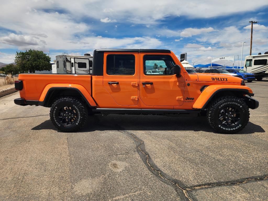 new 2026 Jeep Gladiator car, priced at $46,872
