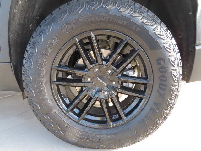 used 2024 Chevrolet Traverse car