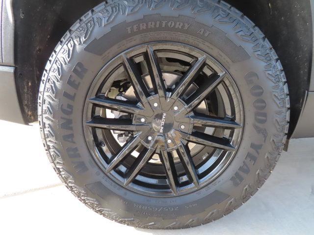 used 2024 Chevrolet Traverse car