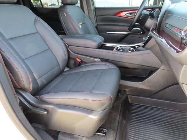used 2024 Chevrolet Traverse car