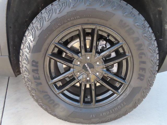 used 2024 Chevrolet Traverse car