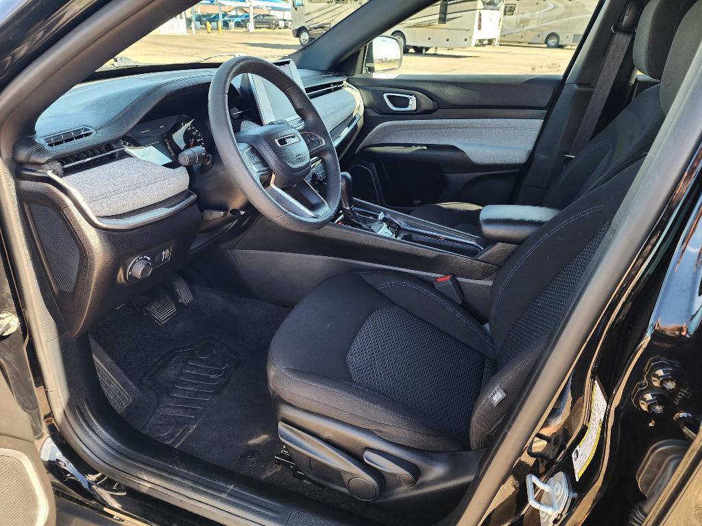 used 2025 Jeep Compass car, priced at $27,247