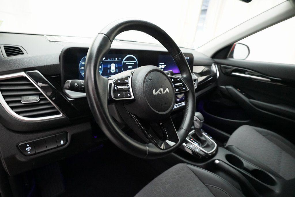 used 2024 Kia Seltos car, priced at $23,107