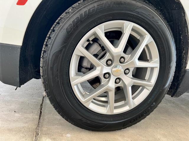 used 2023 Chevrolet Equinox car, priced at $21,395