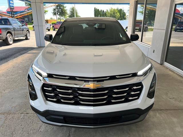 new 2026 Chevrolet Equinox car, priced at $32,595