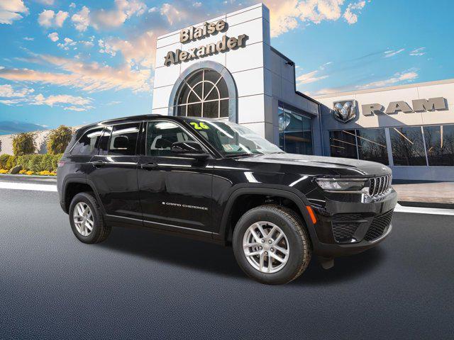 new 2026 Jeep Grand Cherokee car, priced at $42,389