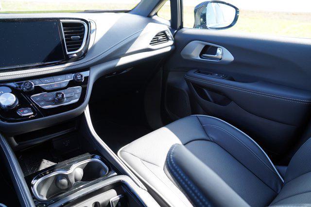new 2026 Chrysler Pacifica car, priced at $47,418