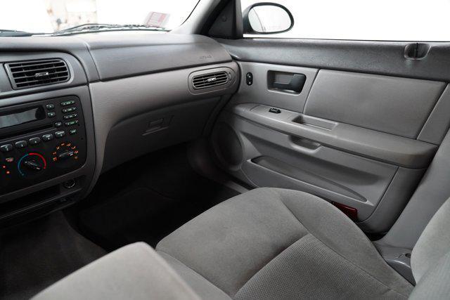 used 2007 Ford Taurus car, priced at $8,000