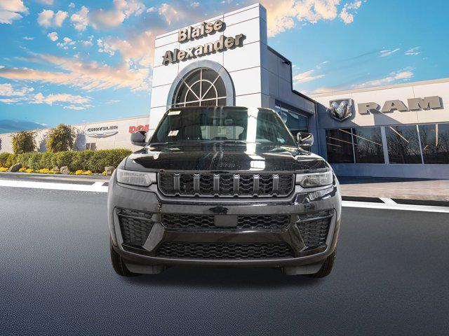 new 2026 Jeep Grand Cherokee car, priced at $45,575